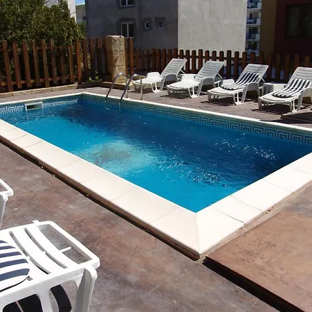 布纳维斯塔酒店 3*